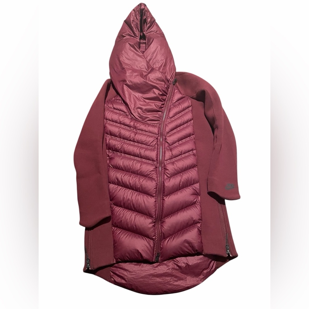 Nike aeroloft tech fleece women XS red jacket